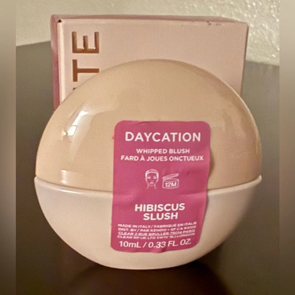 Bite Beauty Daycation Whipped Blush Hibiscus Slush Cream Blush Papaya Extract